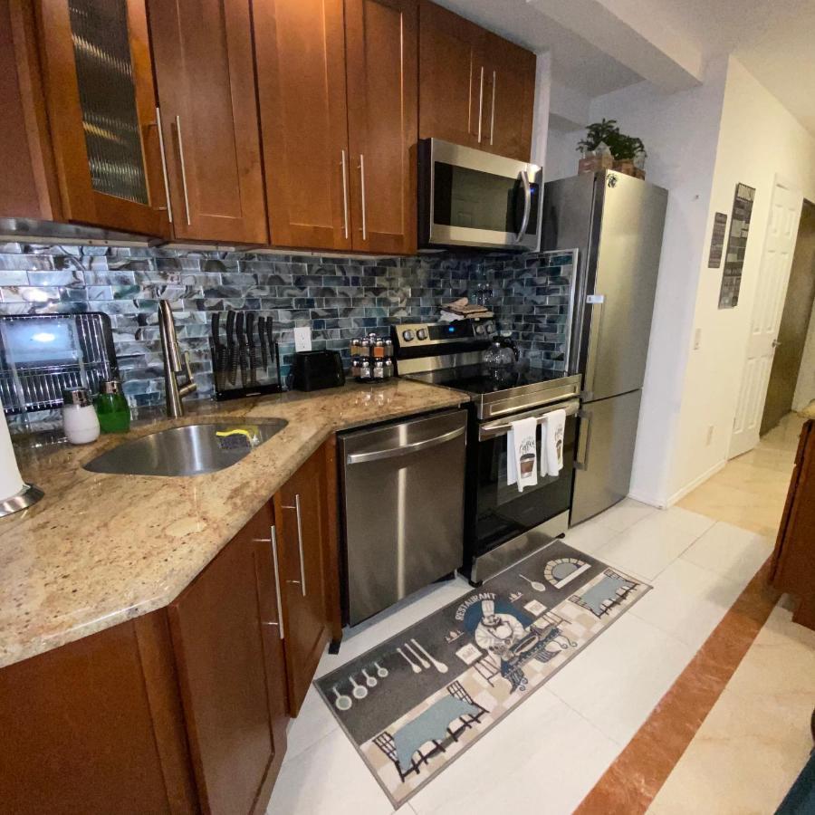 Modern Rental Brooklyn'S Hidden Gem New York City Exterior photo